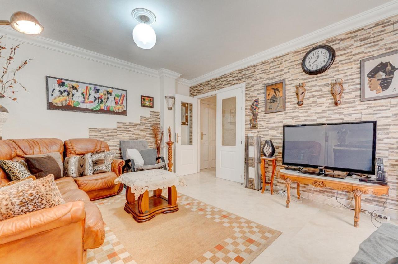 Beautiful Apartment In Terrazas Del Duque I 아데제 외부 사진