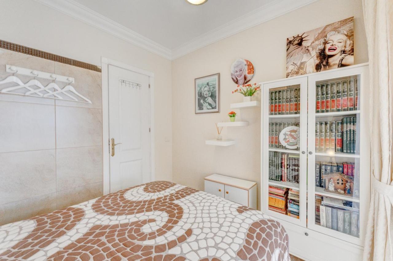 Beautiful Apartment In Terrazas Del Duque I 아데제 외부 사진