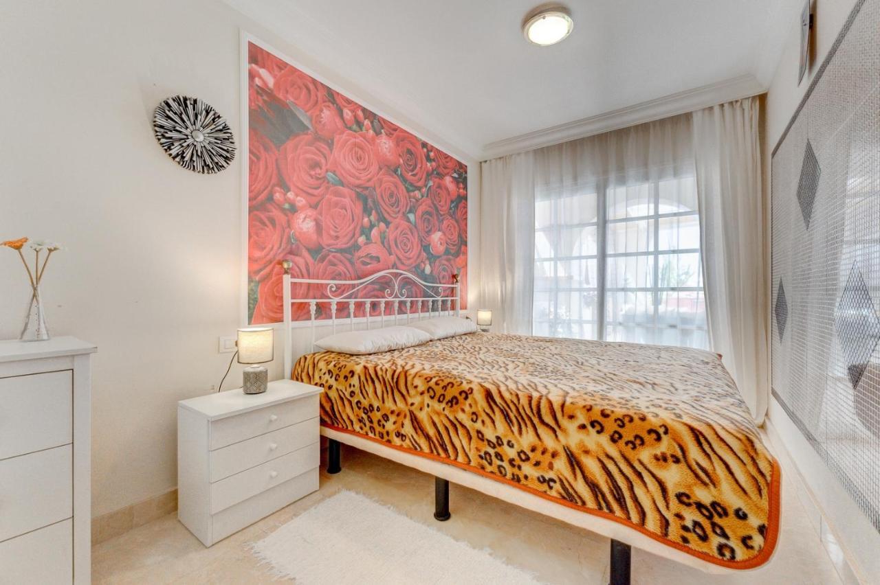 Beautiful Apartment In Terrazas Del Duque I 아데제 외부 사진