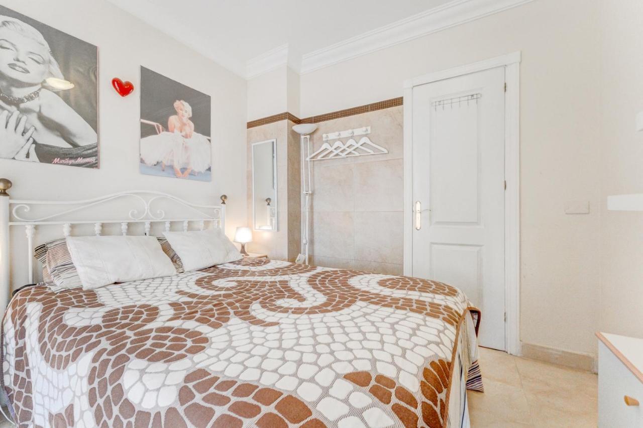 Beautiful Apartment In Terrazas Del Duque I 아데제 외부 사진